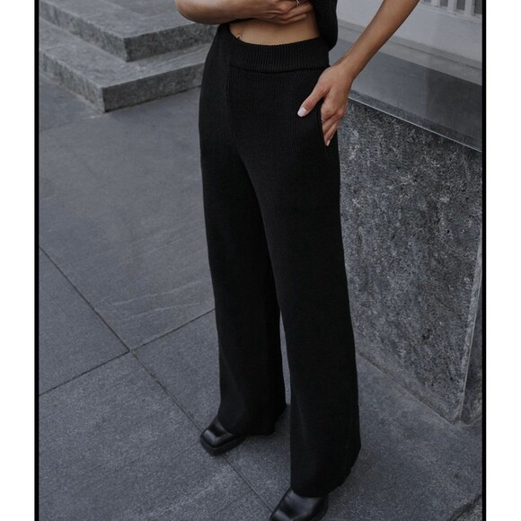 Lioness knit black pants - Picture 1 of 2